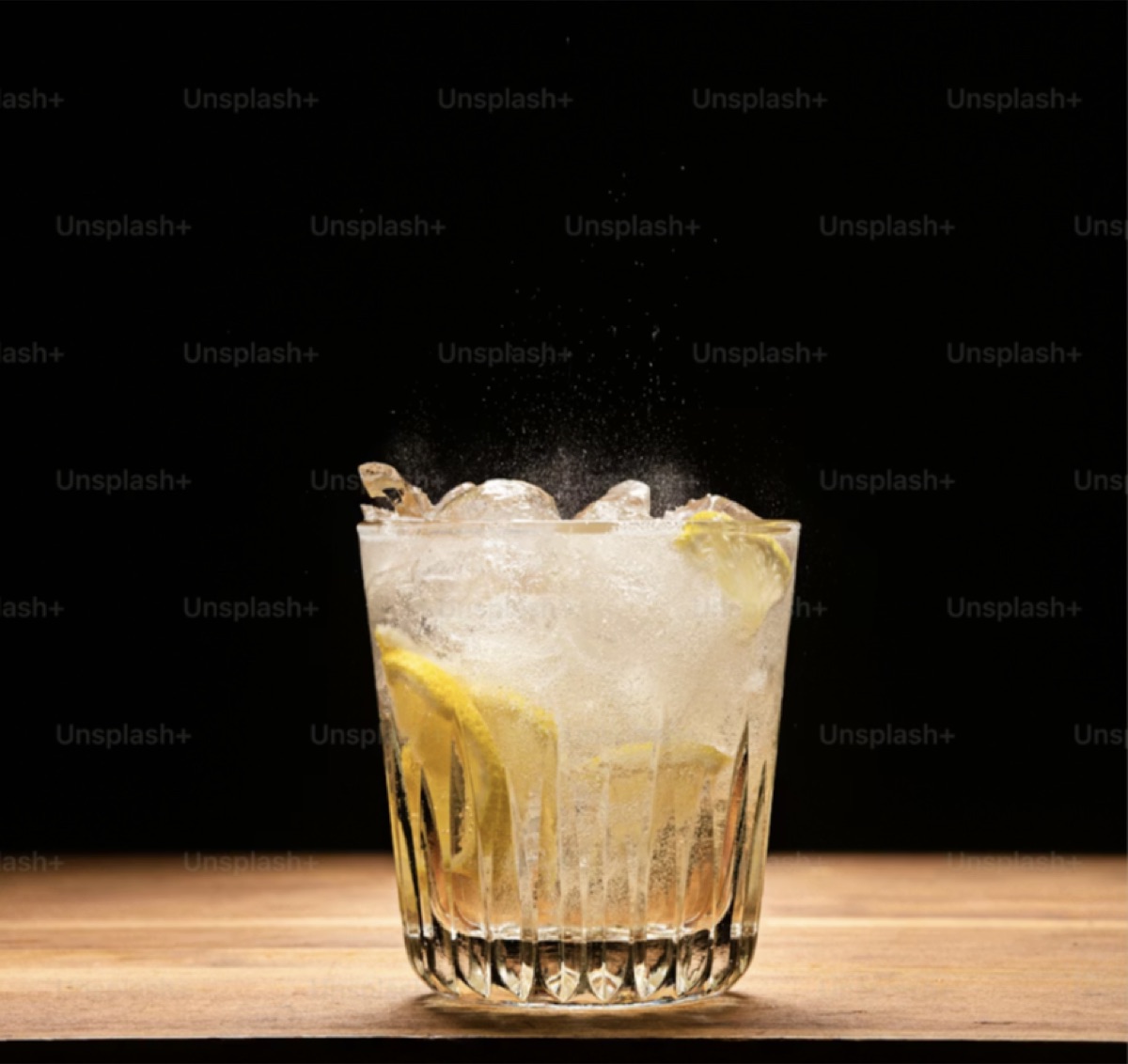 Gin Lemon Cocktail KEG erfrischend Sommer Schweiz